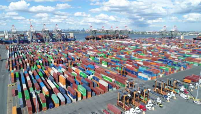 The Port of NY/NJ has authorised US$ 3.5 million to initiate planning for the replacement of fare gates across all 13 PATH stations.