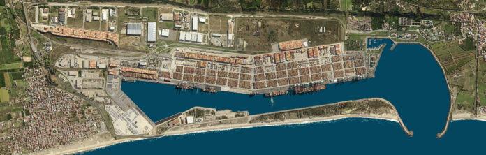 The Southern Tyrrhenian and Ionian Sea Port Authority has launched the tender process for the dredging works in the Gioia Tauro port.