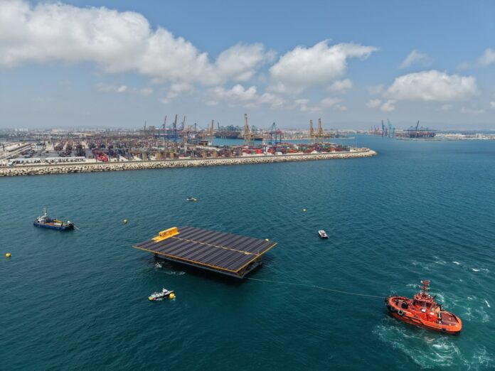 The Port of Valencia has welcomed Spain's first offshore solar platform, a pioneering project developed by Spanish startup BlueNewables.