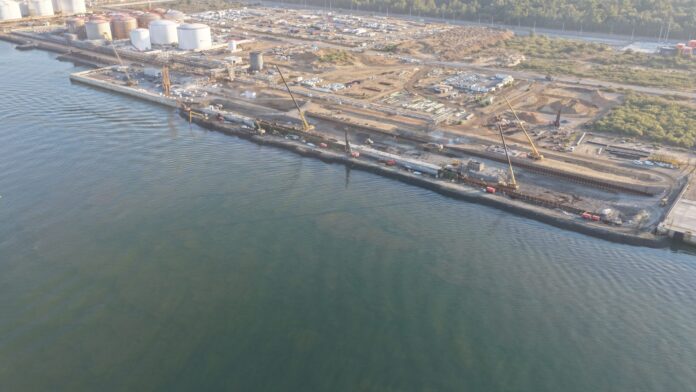 Moeve and Exolum secure financing for strategic Port of Huelva terminal