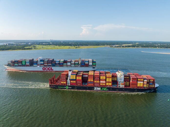 sc-port-ship-passing