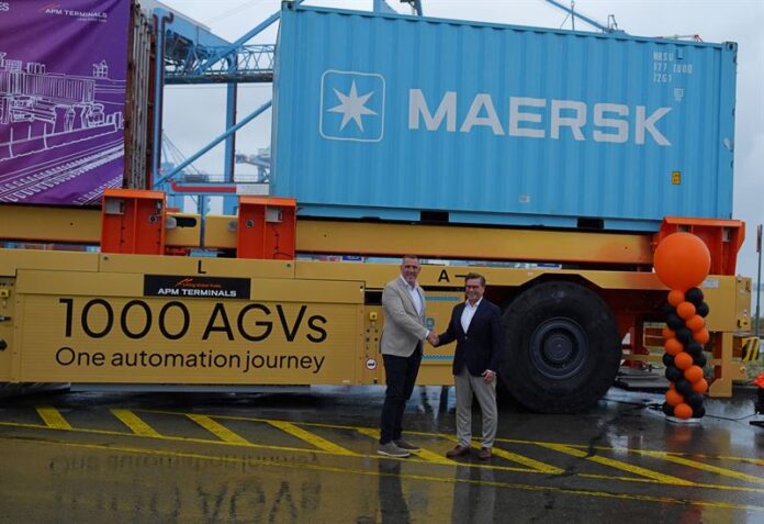 Konecranes and APM Terminals Maasvlakte II have marked the handover of the 1,000th Automated Guided Vehicle produced by Konecranes.