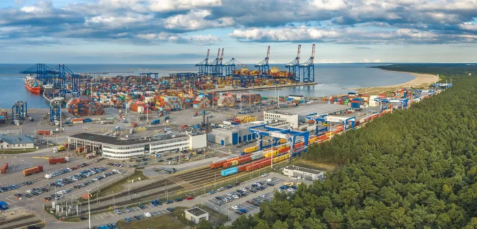 Baltic Hub adds two RMG cranes to lift rail capacity to 1.2 million TEU