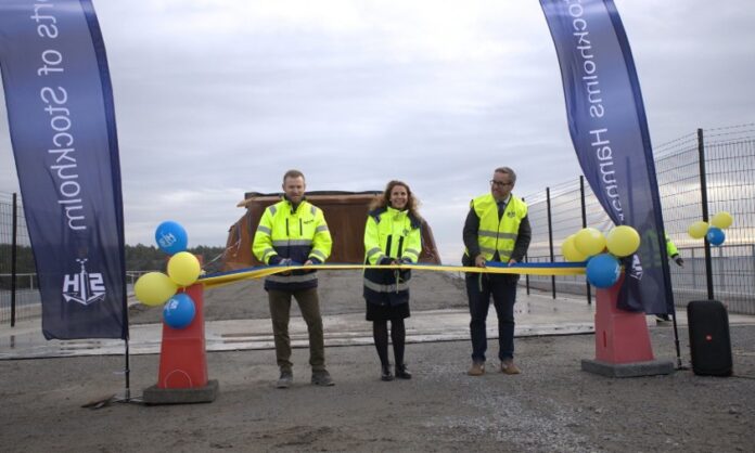 Ports of Stockholm has inaugurated a port facility at Stockholm Norvik Port designed for the efficient loading of crushed rock aggregates.