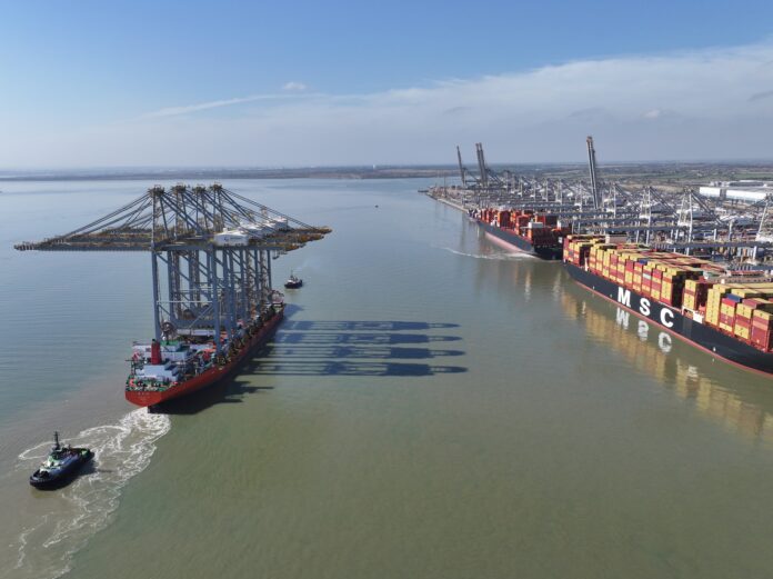 DP World expands crane capacity at London Gateway and Southampton